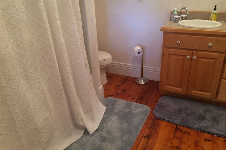 Room 13 of 21