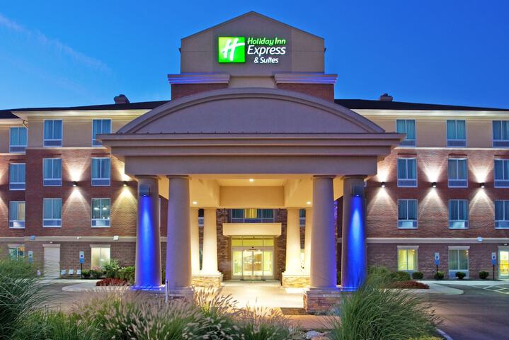 Hotel 2 of 50