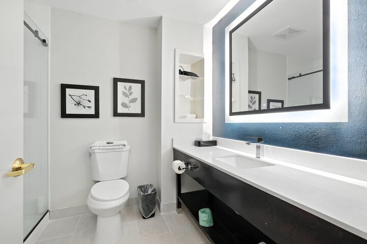 Country Inn & Suites by Radisson Merrillville, IN