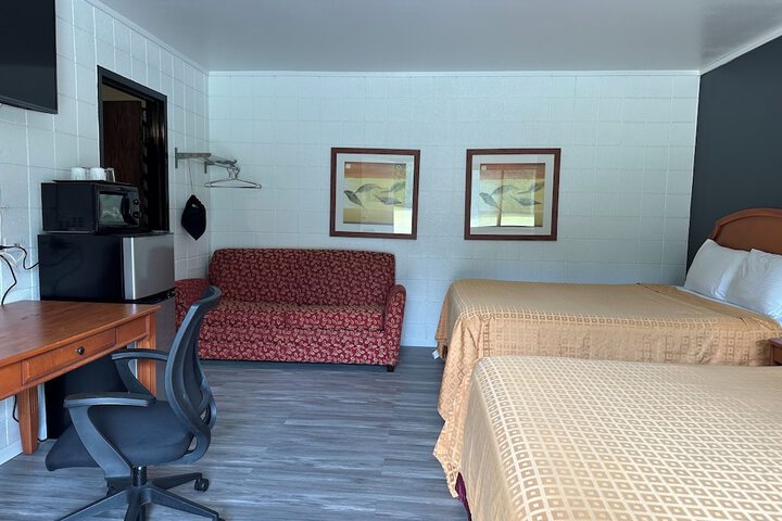 Skyview Motel