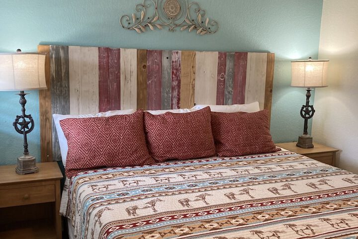 Horseshoe Riverside Lodge