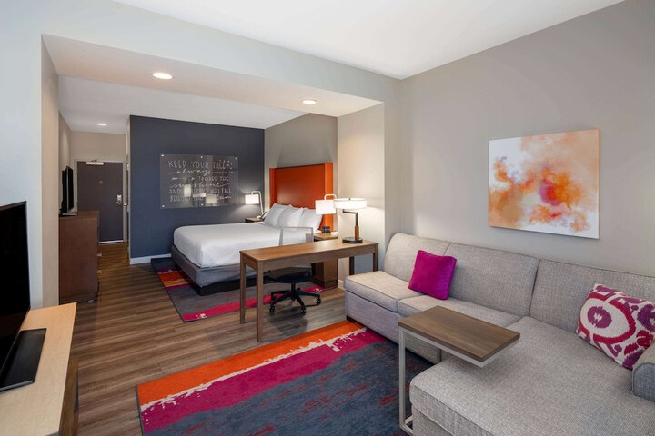 Room 14 of 35