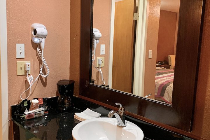 Room 68 of 155