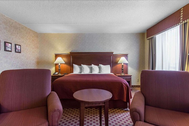 Room 18 of 31