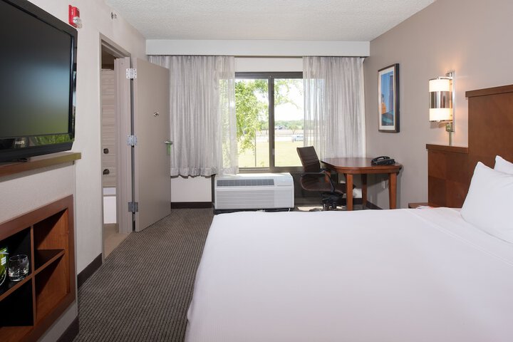Hyatt Place Dallas / North Arlington/Grand Prairie