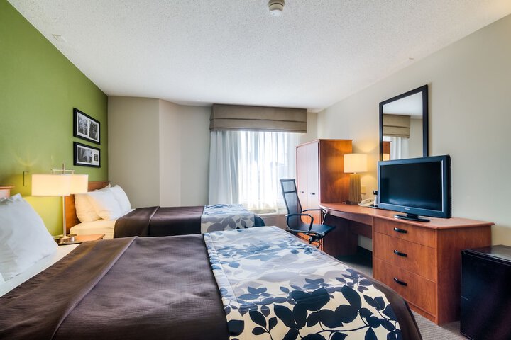 Room 26 of 48