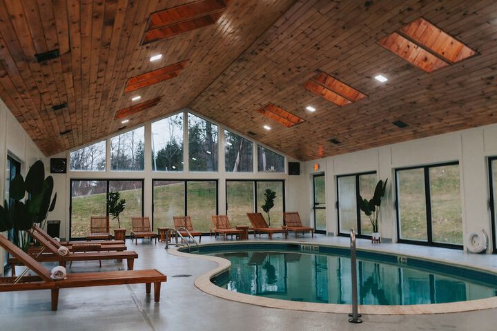 Pool 11 of 64