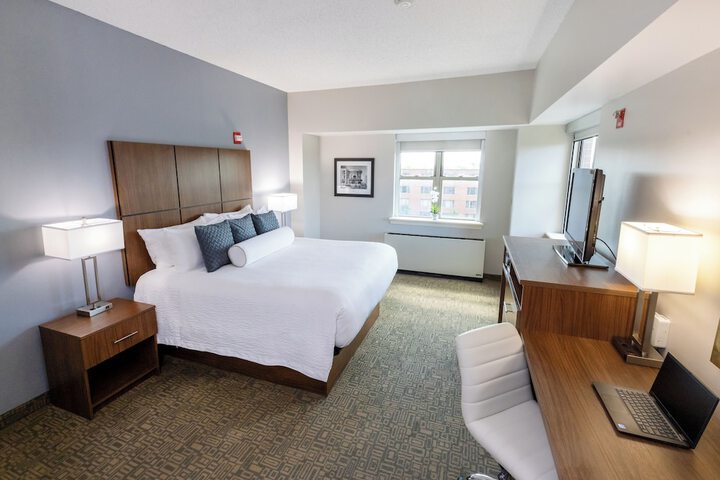 Kellogg Conference Hotel at Gallaudet University