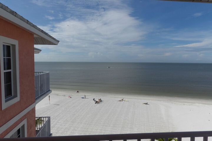 Edison Beach House
