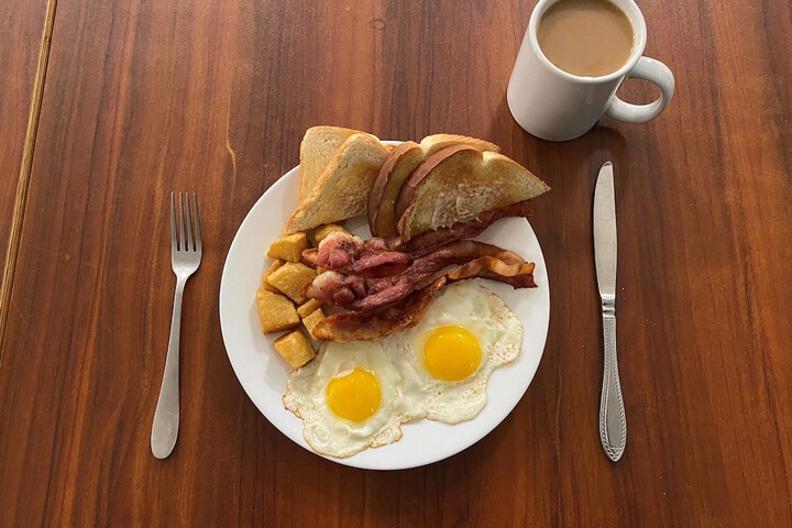 Breakfast/Coffee Service 26 of 31