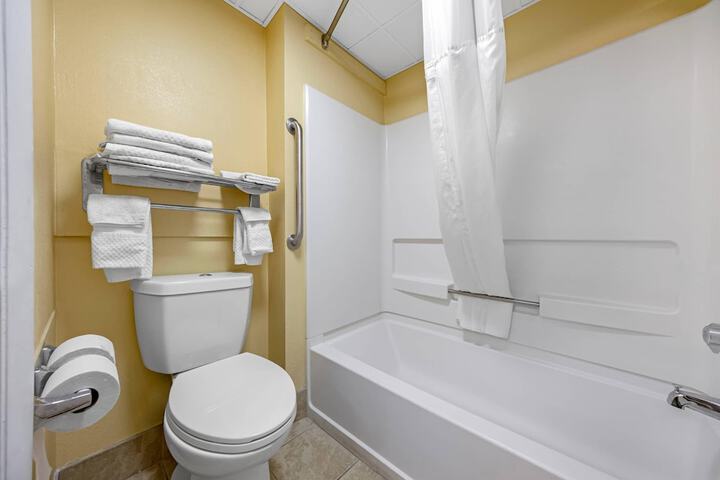 Quality Inn Fuquay Varina East