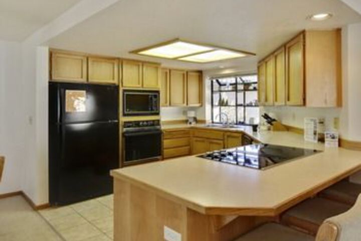 Fairway Village Condominiums