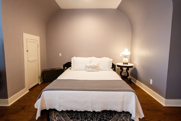 Kennedy Manor B & B