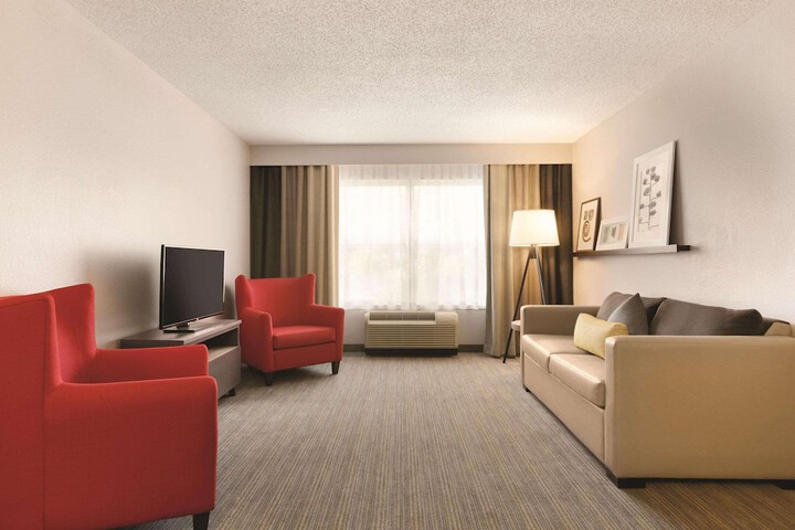 Room 12 of 22