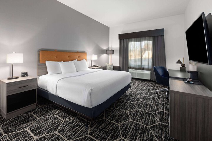 La Quinta Inn & Suites by Wyndham Meridian