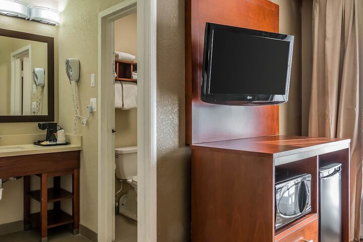 Room 20 of 43