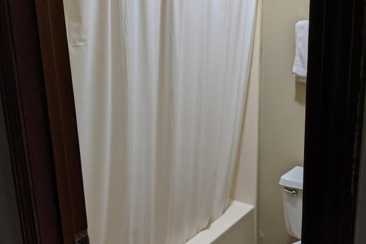 Room 12 of 26