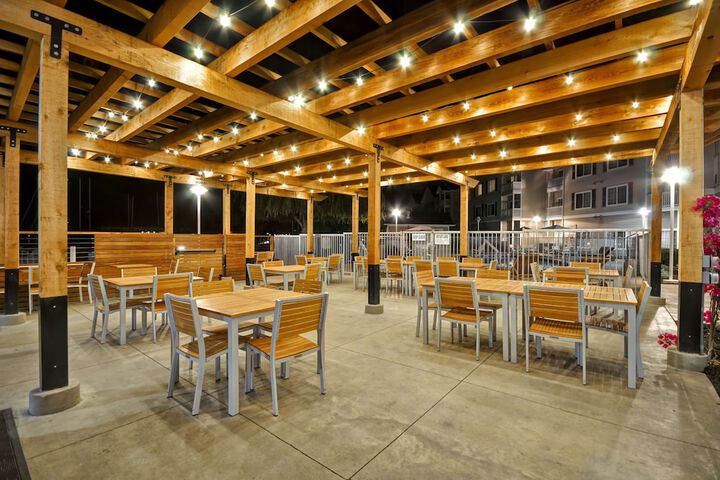 Homewood Suites by Hilton Oakland-Waterfront