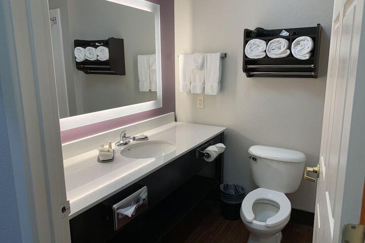 Room 21 of 46