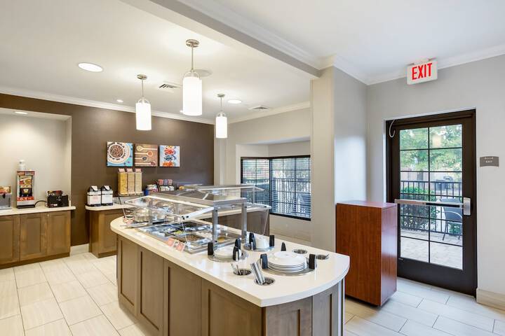 Staybridge Suites Chesapeake by IHG