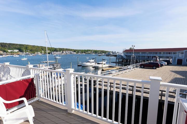 Tugboat Inn