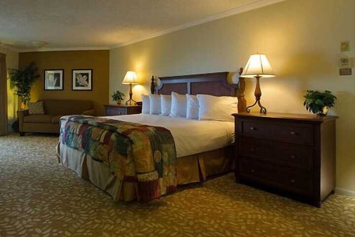 Room 13 of 26
