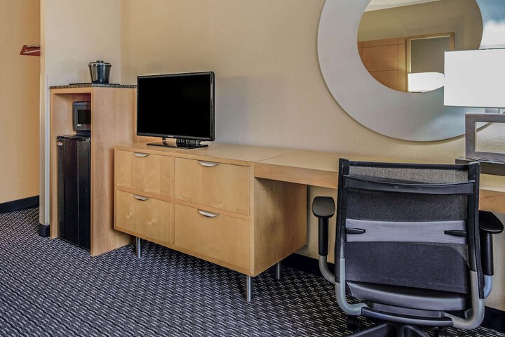 Room 22 of 31