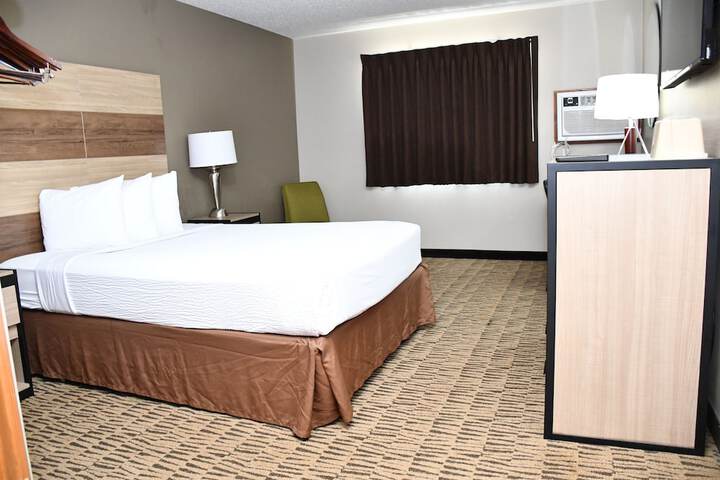 Baymont Inn & Suites by Wyndham Platteville