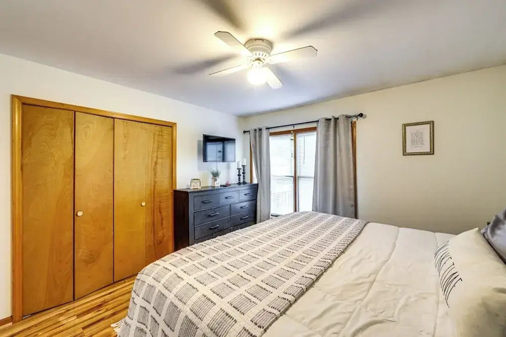 Walk to Owasco Lake: Auburn Home w / Hot Tub