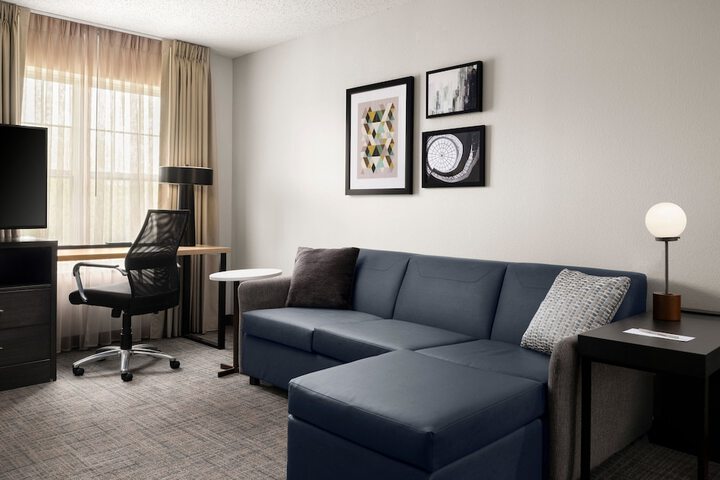 Room 18 of 34