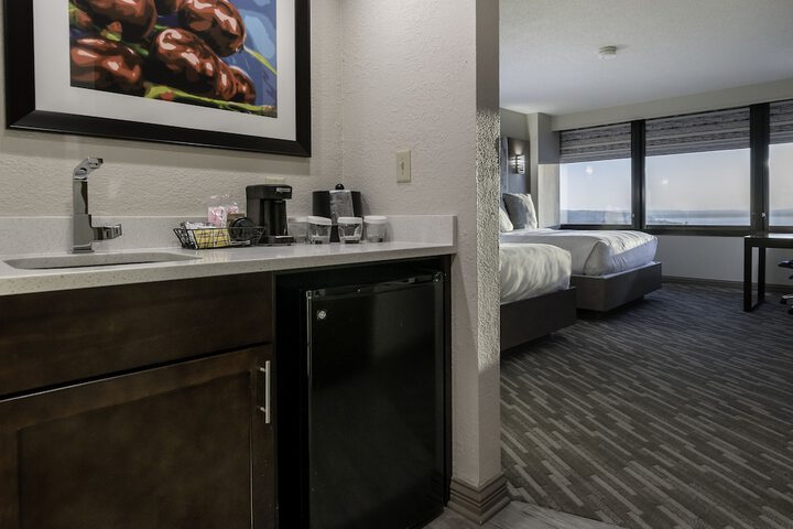 Room 47 of 84