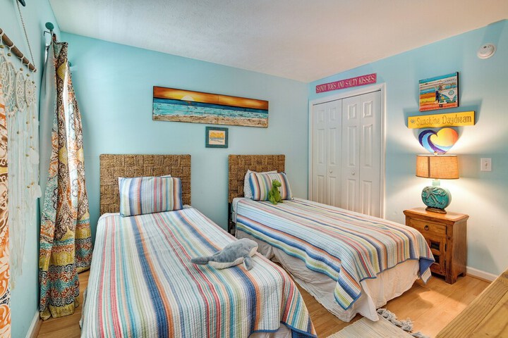 Pawleys Island Vacation Rental on Golf Course!