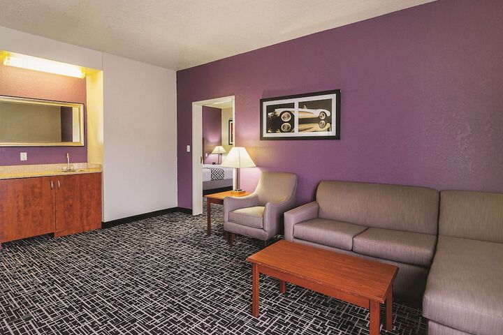 Room 55 of 73