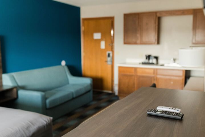 Room 28 of 36