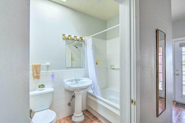 Single-story Eloy Apartment w / Patio Space!