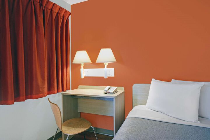 Room 16 of 20