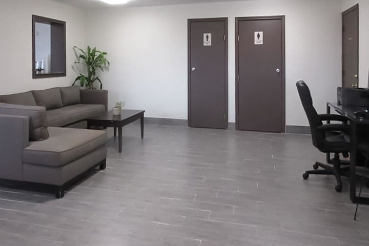 Business Center 19 of 19
