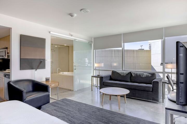Room 29 of 50