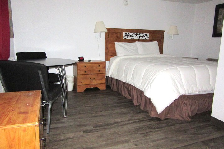 Baker City Motel & RV Park