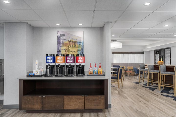 Hampton Inn by Hilton Altoona