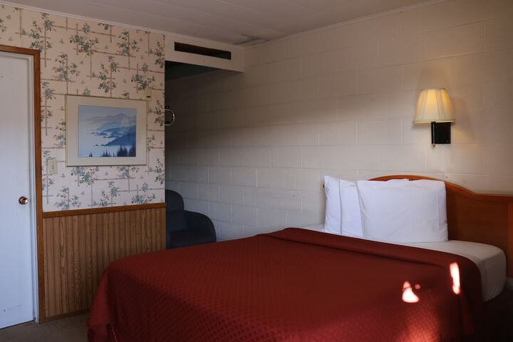 Room 51 of 65