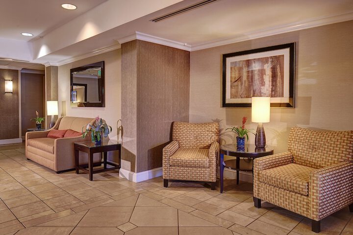 Hotel Interior 7 of 40