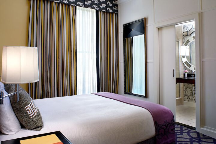 Room 21 of 61