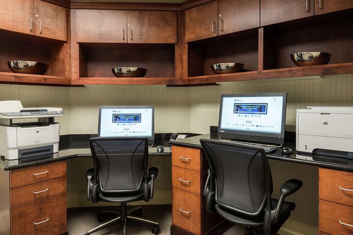 Business Center 37 of 37