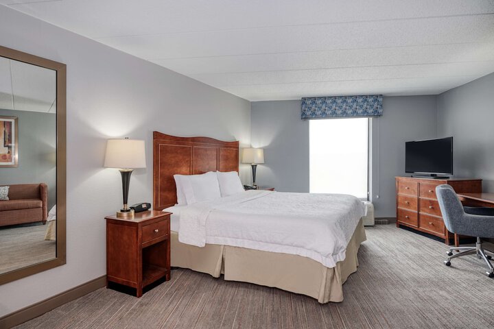Room 43 of 68