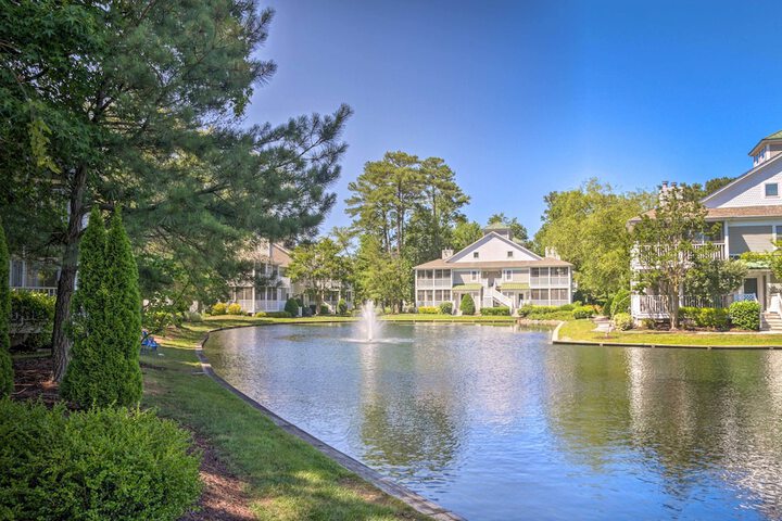 1 Mi to Beach: Sea Colony Condo w / Balcony!