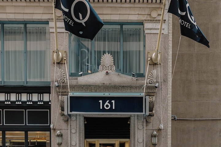 Hotel 3 of 43