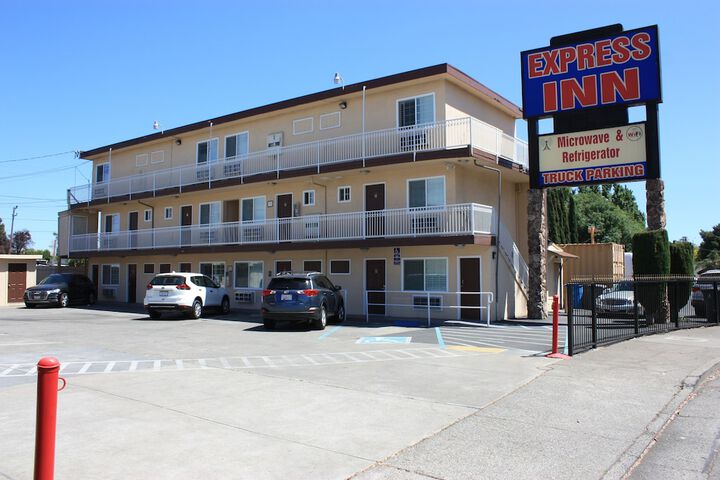 Hotel 2 of 17