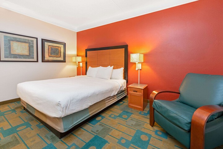 Room 34 of 50