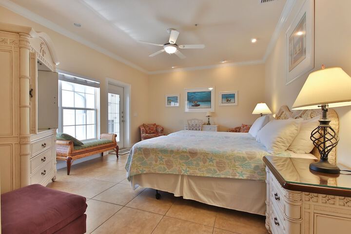 Tortuga Inn Beach Resort